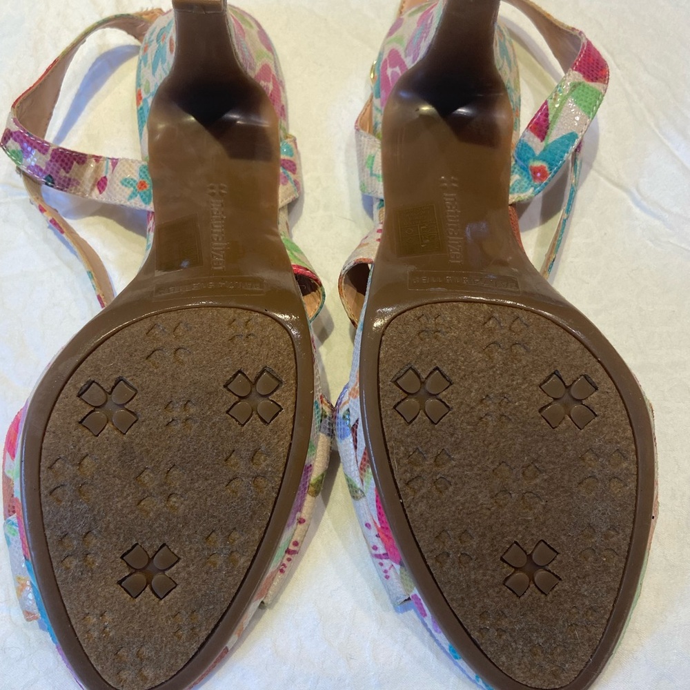 Naturalizer Women's Floral Sandals - Multicolor - Picture 7 of 9